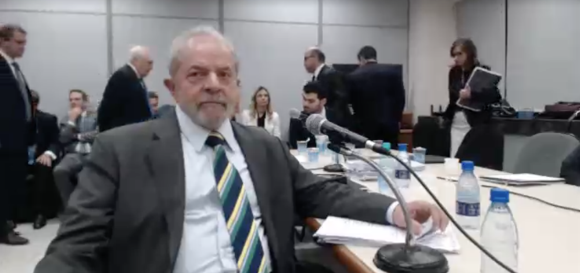 Frame capturado das imagens disponibilizadas do depoimento de Lula.