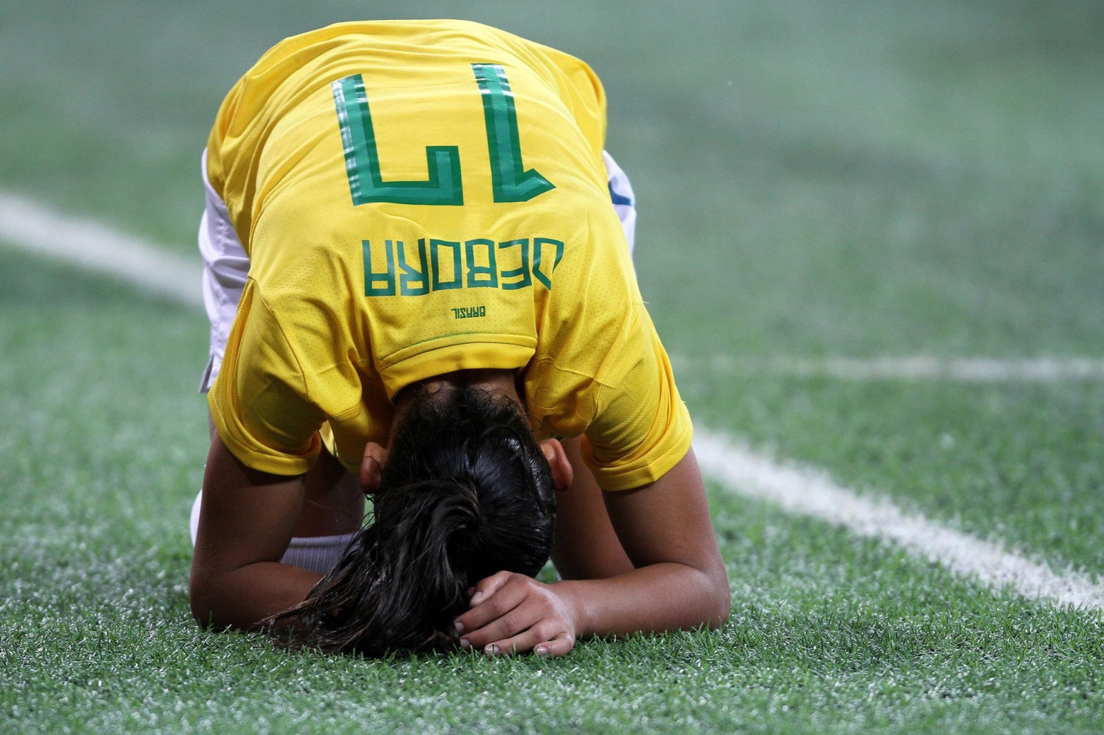 O problema estrutural do futebol feminino brasileiro
