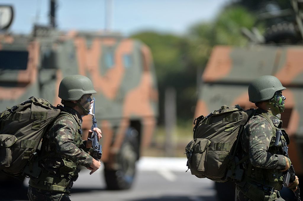 Defesa investiga pagamento indevido do auxílio emergencial a quase 190 mil militares