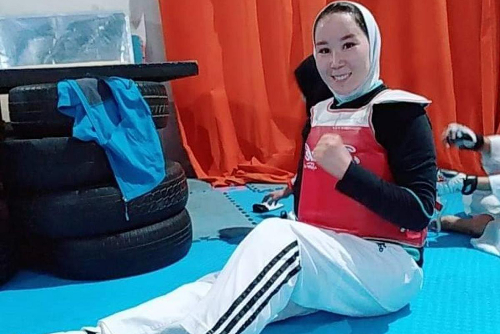 “Segurem minha mão”, atleta afegã pede ajuda para se tornar a primeira mulher do país a competir as Paralimpíadas