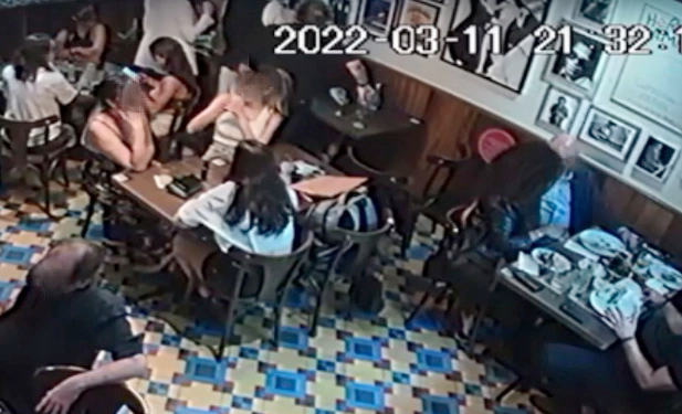Homem denuncia ataque homofóbico no restaurante Le Jazz, em SP