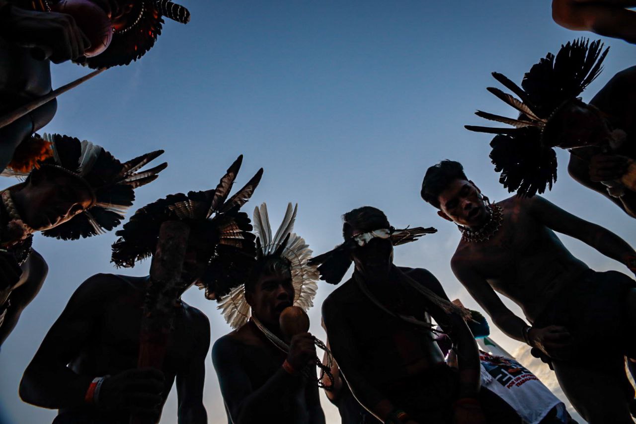 Indígenas resistem a projeto de extermínio que se equipara ao dos tempos da invasão colonial