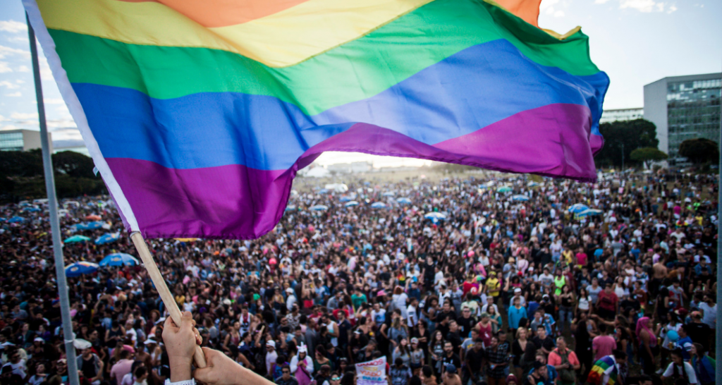 Ativista LGBTQIAP+ é ameaçado por grupo supremacista e tem endereço e dados  vazados: 'você será caçado