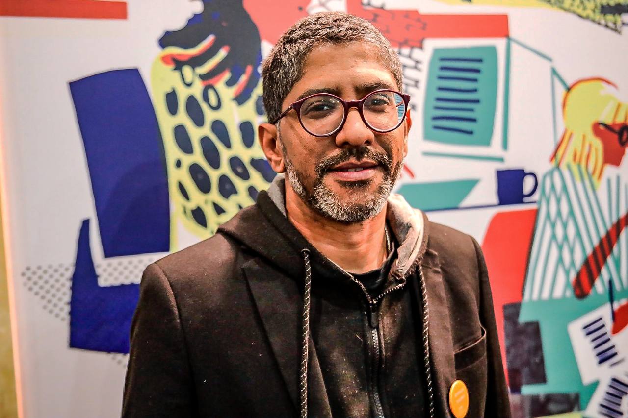 ‘É um momento de reação, e a reação é fazer boa literatura’, diz Jeferson Tenório na Bienal do Livro em São Paulo