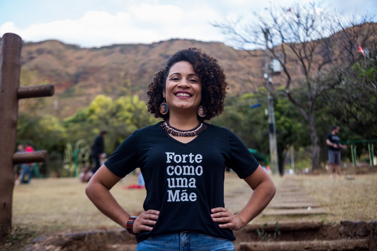Professora, ambientalista, feminista e antirracista, Adriana Souza quer ver mais mulheres nos espaços de poder