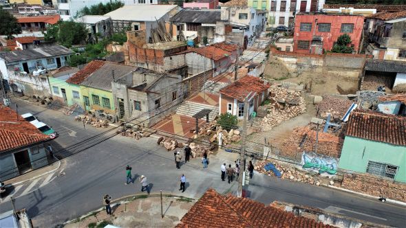 Prefeitura embarga obras no Centro Histórico de Cuiabá por suspeita de garimpo ilegal