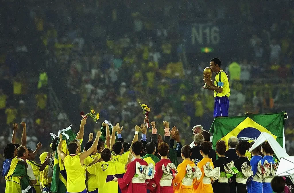 Relembre o desempenho do Brasil na Copa do Mundo ao longo dos últimos vinte anos