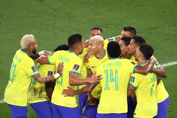 Brasil goleia a Coreia do Sul por 4 a 1 e enfrentará a Croácia nas quartas  de final da Copa do Mundo