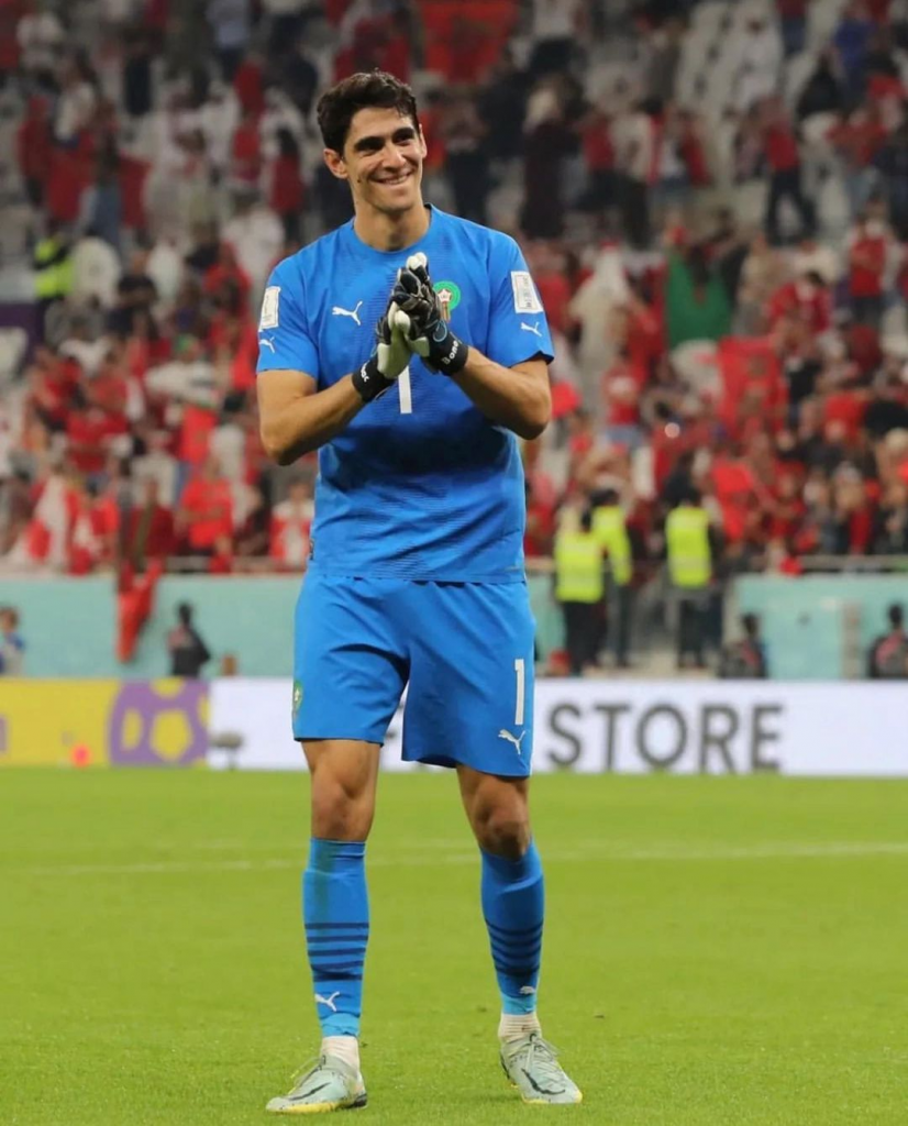 Copa do Mundo 2022: Quem é Yassine Bounou, o goleiro nascido no Canadá e  com sotaque argentino que virou estrela do Marrocos - BBC News Brasil