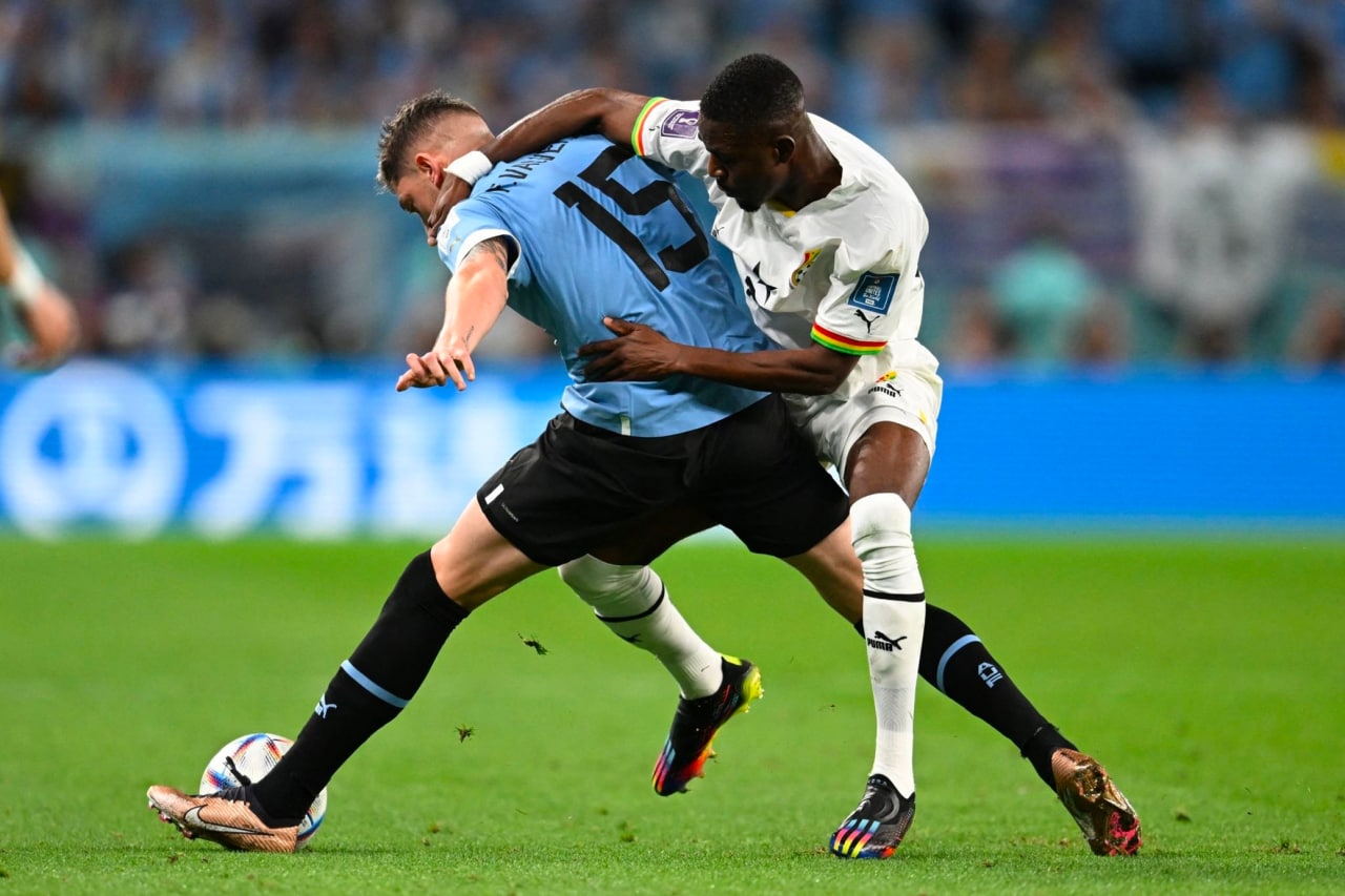 Uruguai volta a eliminar Gana, mas cai junto em final dramático