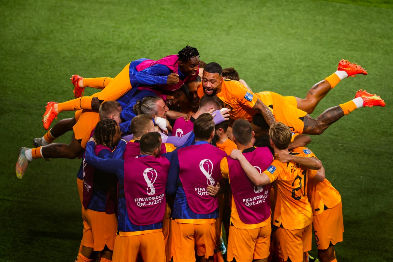 Holanda vence por 3×1 e elimina EUA da Copa do Mundo