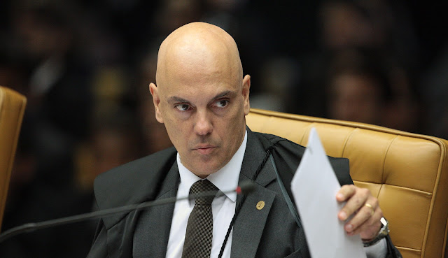 Moraes envia à PGR pedido para suspender contas de deputado que fez discurso transfóbico