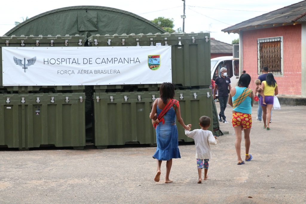 Como a desinformação digital desumanizou a crise humanitária Yanomami