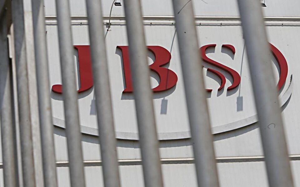 Empresa contratada pela JBS nos EUA é multada por trabalho infantil