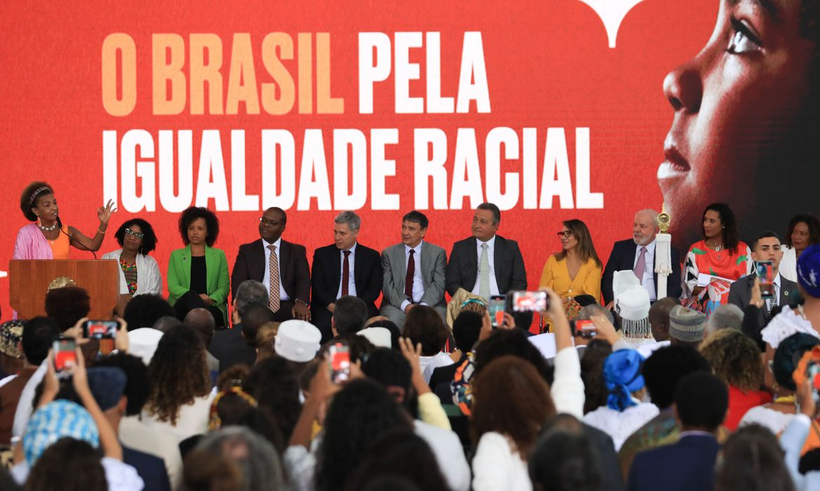 Lula reconhece territórios quilombolas após quatro anos de paralisação pela gestão Bolsonaro