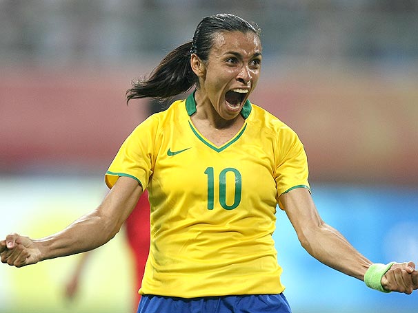 Marta é garota propaganda de álbum da Copa do Mundo Feminina