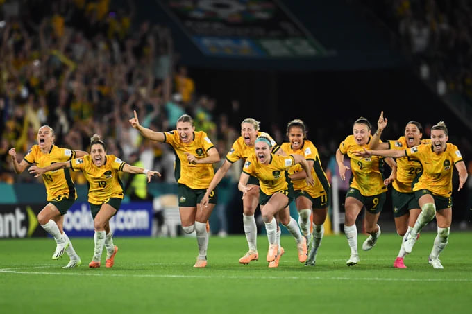 Au revoir, Les Bleues! Austrália elimina França e está na semifinal da Copa