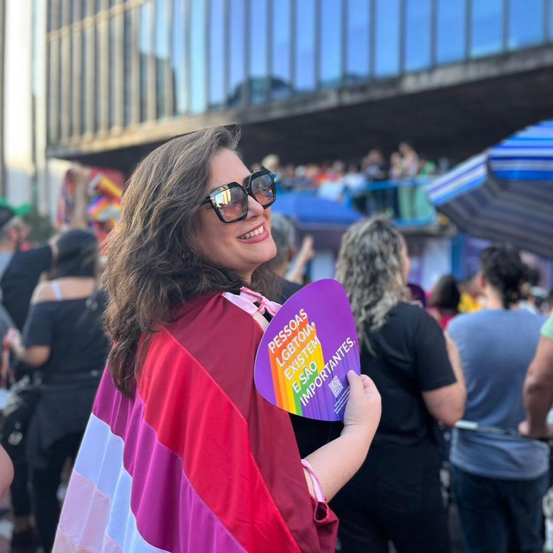 Bruna Irineu: “Não há no mundo uma produção tão diversa e competente sobre as questões LGBTQIAP+ como temos no Brasil”