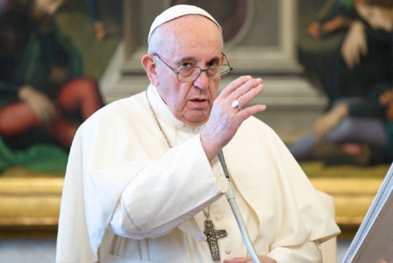Papa Francisco assina declaração na COP 28 destacando a urgência climática