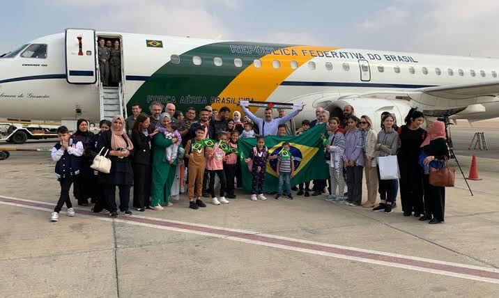 Terceiro grupo de repatriação de brasileiros deixa Gaza para voltar ao Brasil