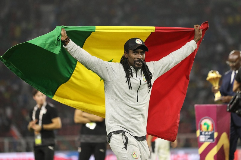Técnico menos bem pago na Copa de 2018 e campeão da Copa Africana: veja o trabalho de Aliou Cissé em Senegal
