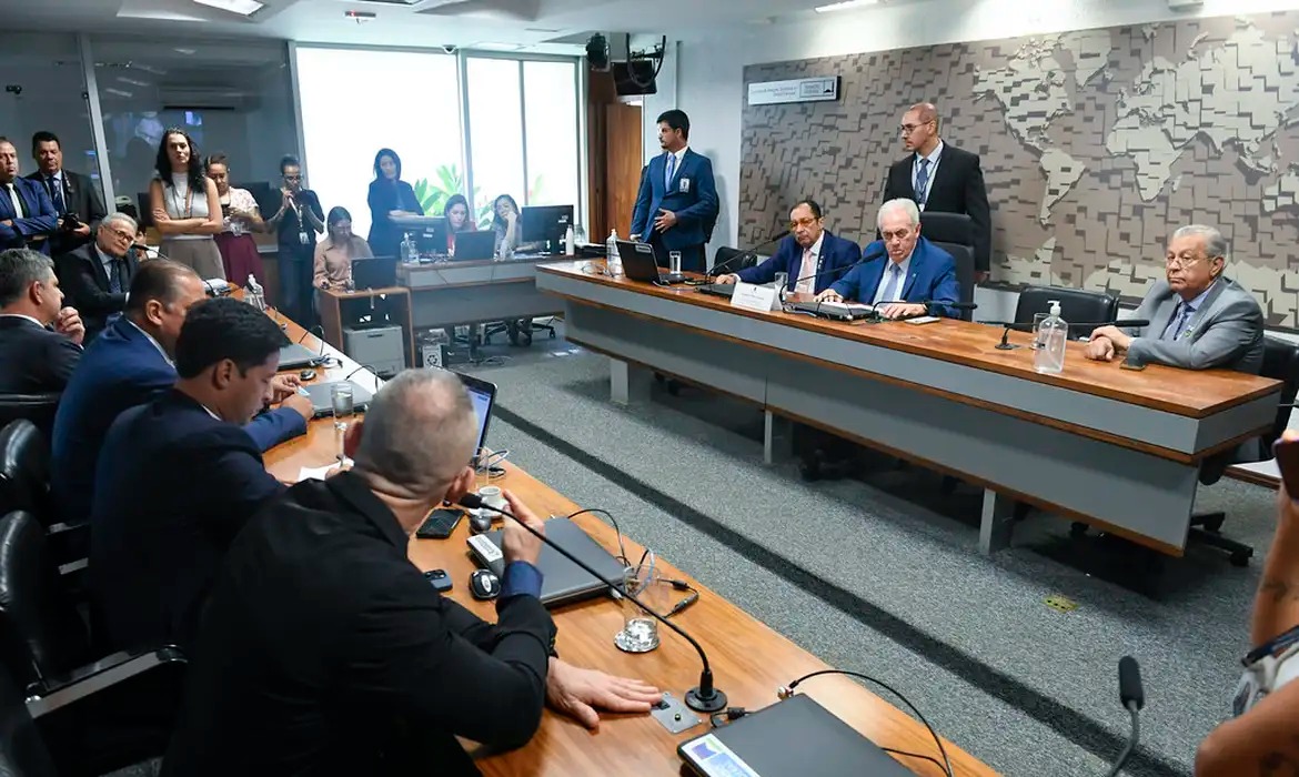 Senado instala CPI da Braskem, que investiga afundamento do solo em Maceió