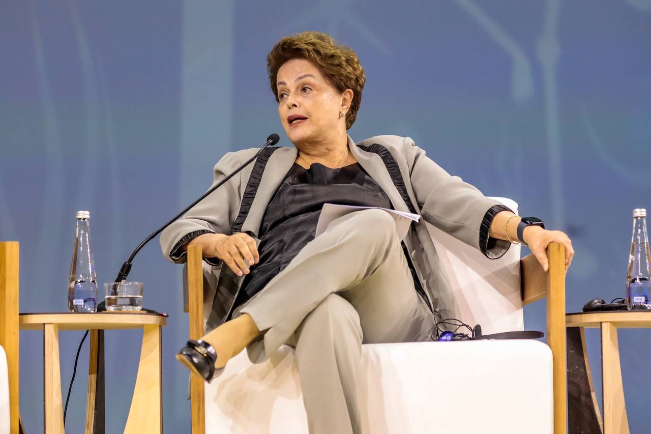 Dilma Rousseff aborda a necessidade de instrumentos internacionais para o financiamento climático na COP 28 em Dubai