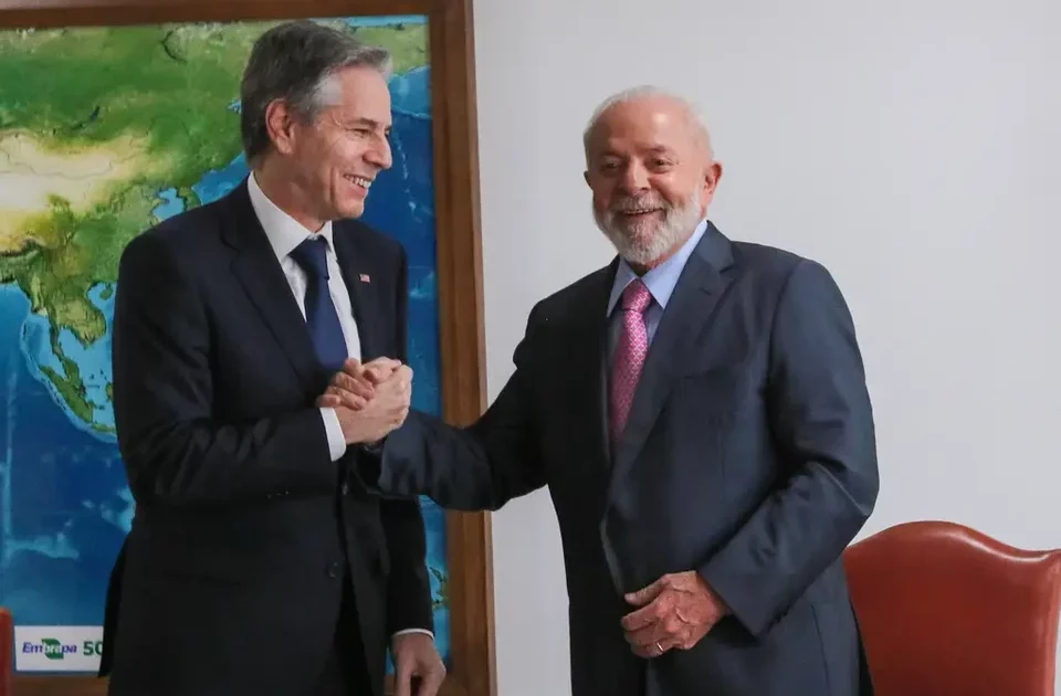 After meeting with Lula, the secretary of state says the Brazil-US relationship is stronger than ever