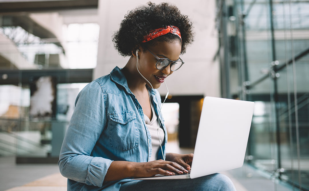 Escola da Nuvem abre inscrições para cursos gratuitos na área da tecnologia