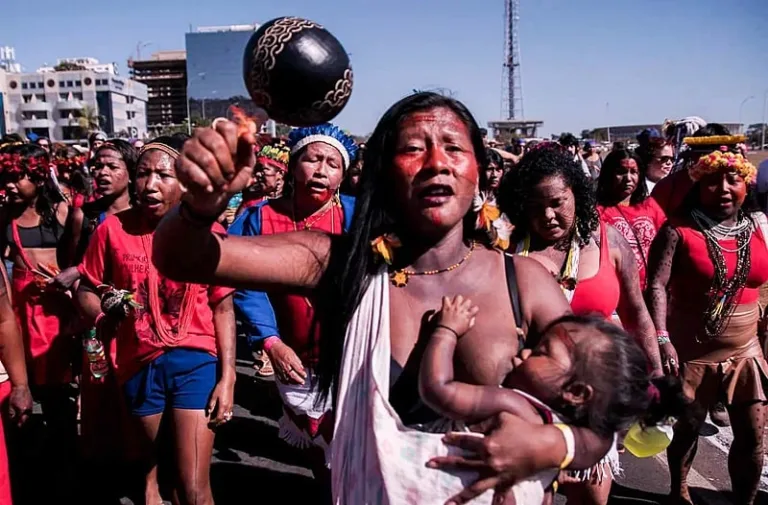 Marcha das Mulheres Indígenas