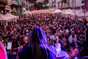 Festival bares pela democracia ocupa a rua