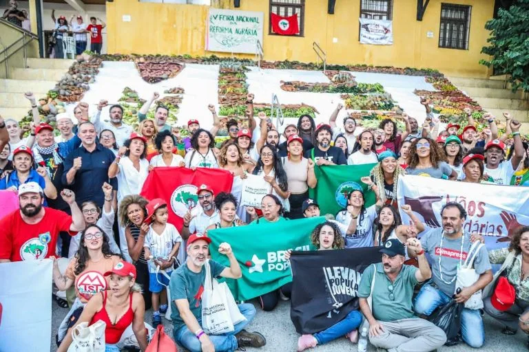 Feira do MST celebra 10 anos com variedade histórica de produção