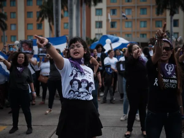 Migração e Feminismo como Motores da Transformação Social: A Arte como Sentido de Vida na Nicaragua