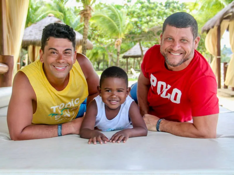 “Ser pai sempre foi meu sonho”: a história de Fioravante Cardoso e o poder das famílias LGBTQIAPN+
