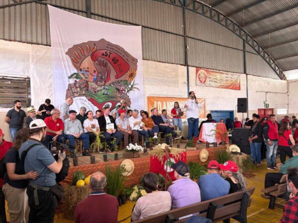 MST celebra 40 anos da ocupação da Fazenda Annoni, no Rio Grande do Sul