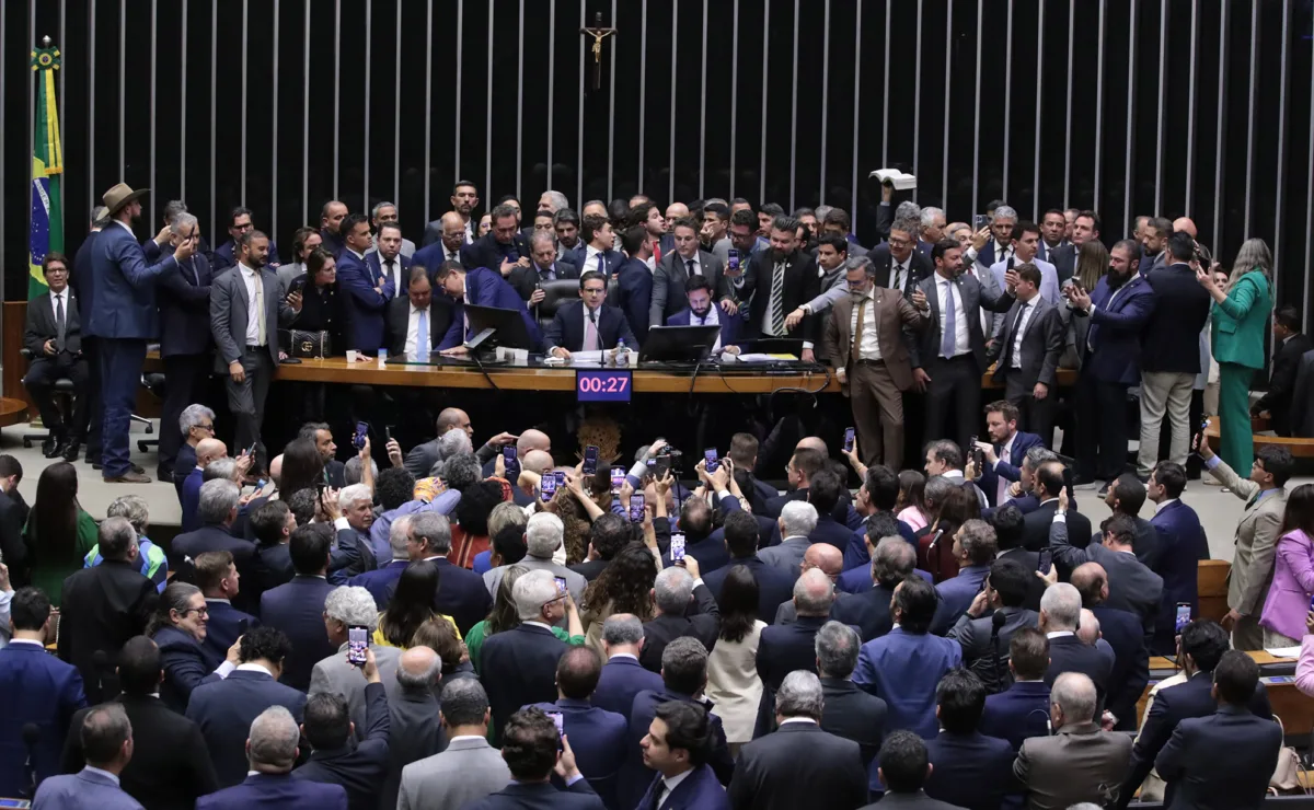 Congresso em transe