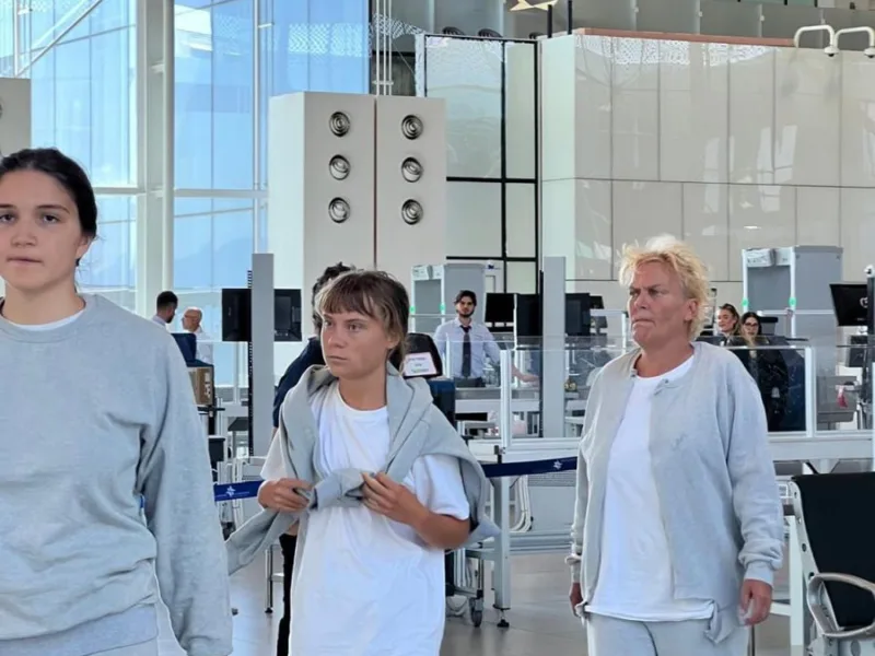 Israel deporta Greta Thunberg e outros 170 ativistas de flotilha de Gaza