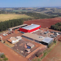 Cooperativa do MST inaugura Agroindústria que beneficiará 40 toneladas de feijão por dia