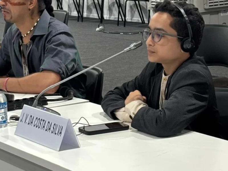 Crianças e jovens exigem representatividade nas decisões sobre o próprio futuro