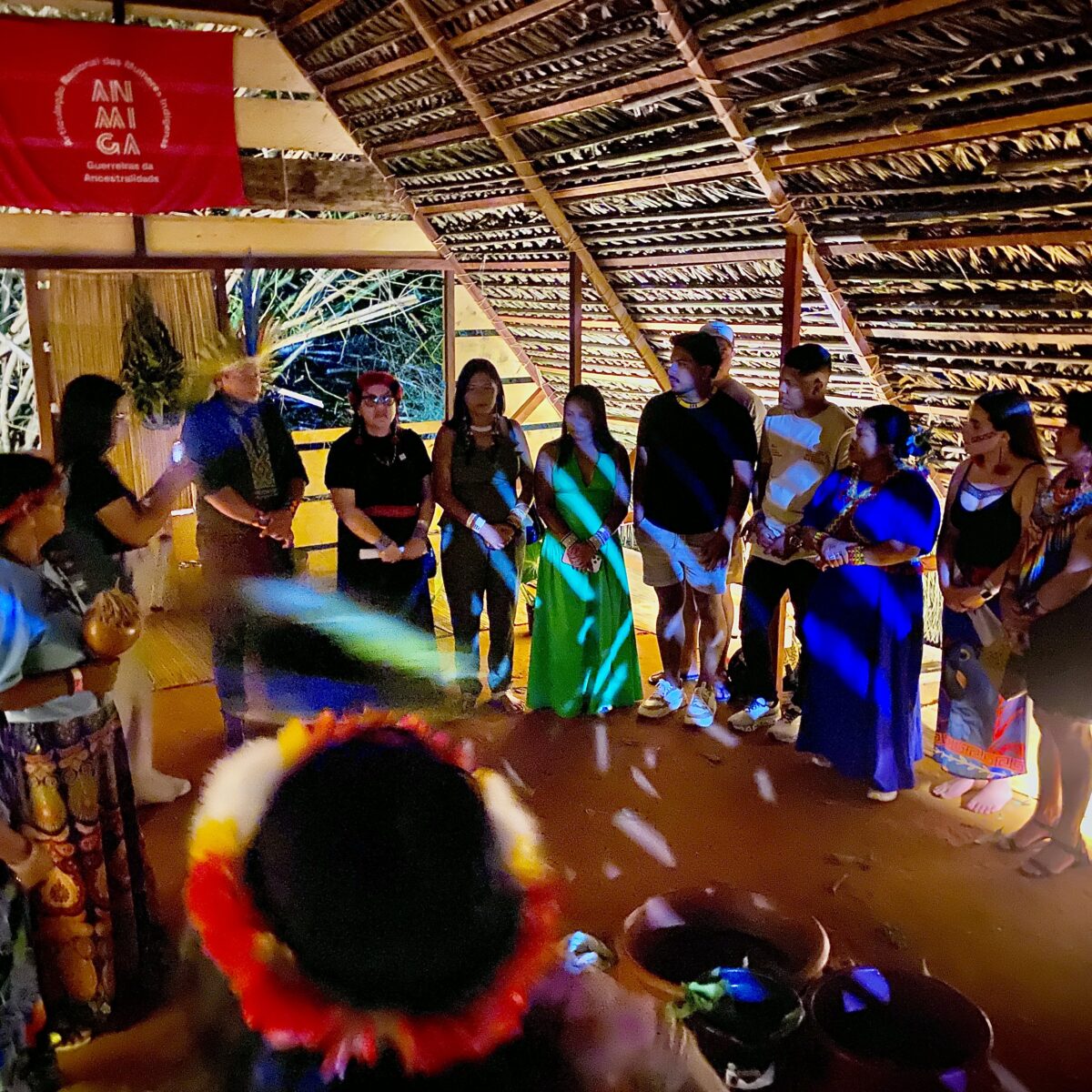 Encontro entre poderes: Quando a política dialoga com o ancestral