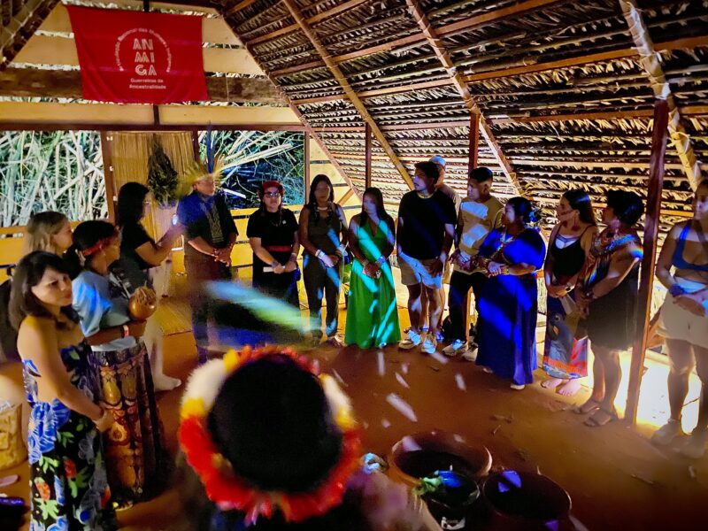 Encontro entre poderes: Quando a política dialoga com o ancestral