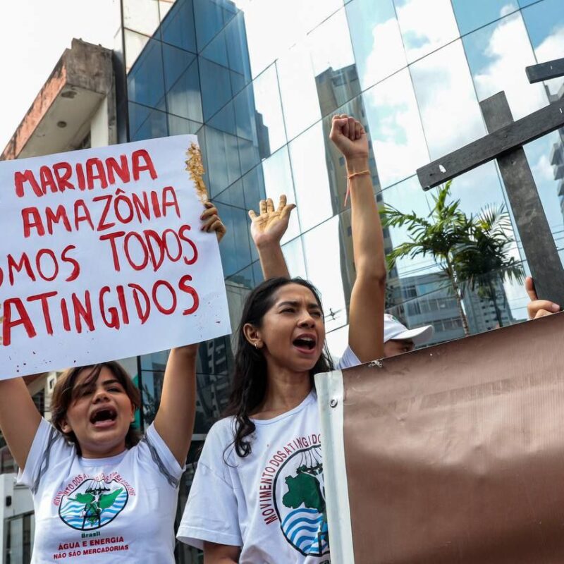 Poeira do barro de ontem: dez anos do desastre de Mariana