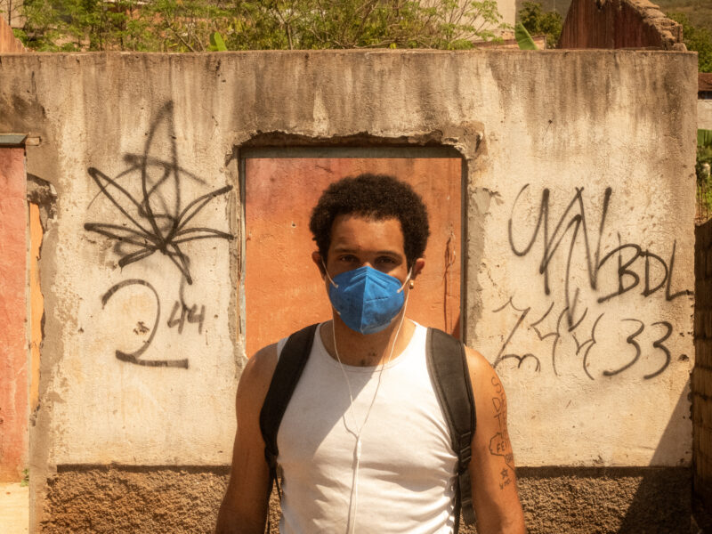 Curta-metragem sobre mineração predatória e ‘privatização do ar’ estreia em Mariana (MG)