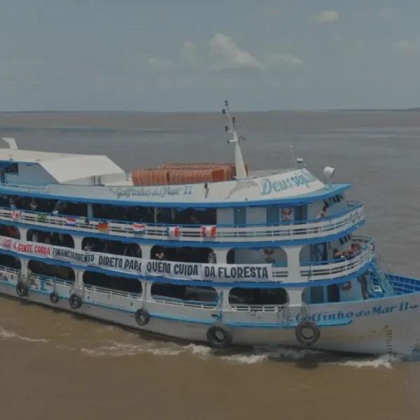 Barco Cobra: a Amazônia em movimento pela vida e pelo clima