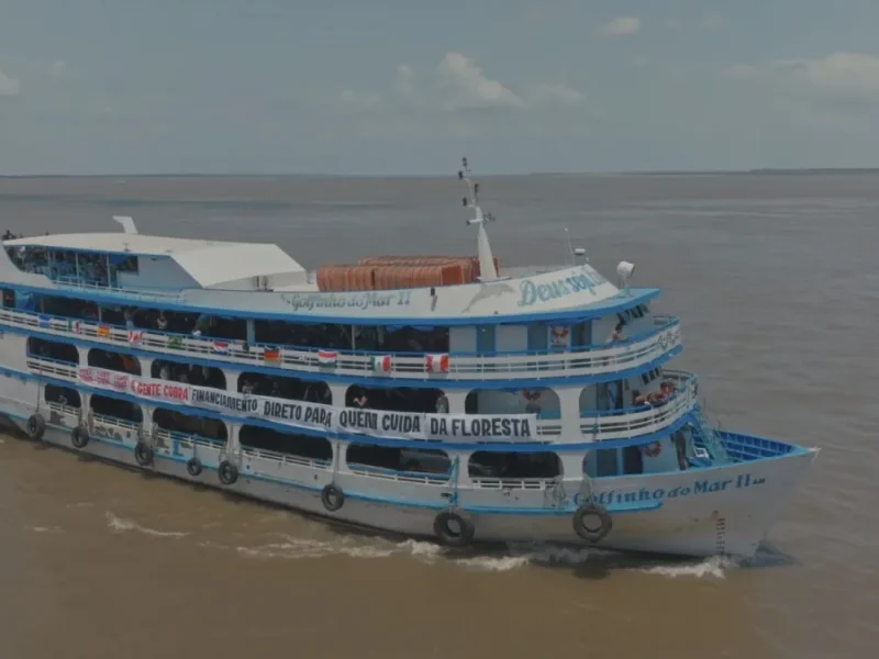 Barco Cobra: a Amazônia em movimento pela vida e pelo clima