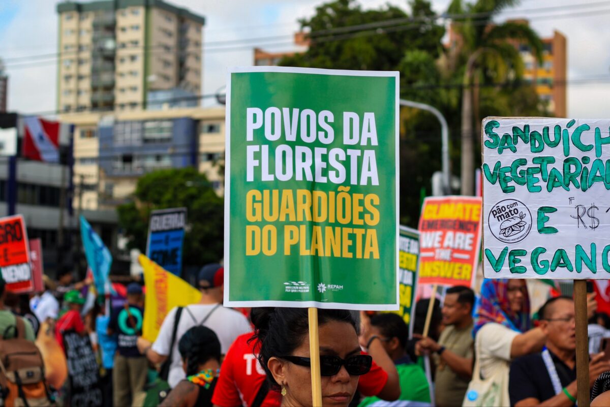 Marcha pelo Clima: na COP30, 70 mil pessoas cobram justiça climática