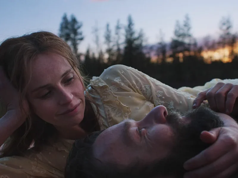 ‘Sonhos de Trem’: entre o ruído dos trilhos e o silêncio da alma