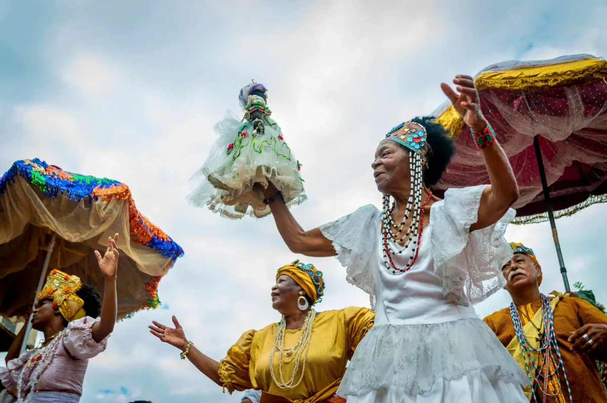 O que acontece com o sujeito quando ele se fantasia? Uma leitura psicanalítica do Carnaval