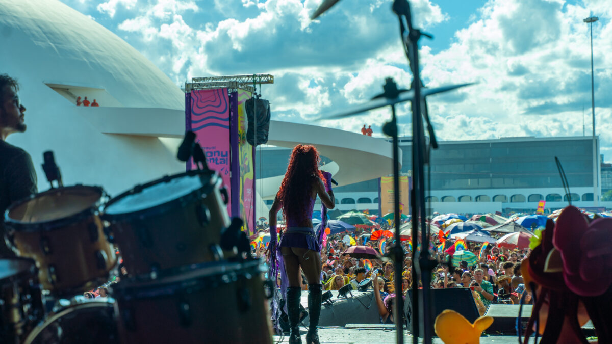 Bloco das Montadas: O grito da diversidade que colore o quadradinho 