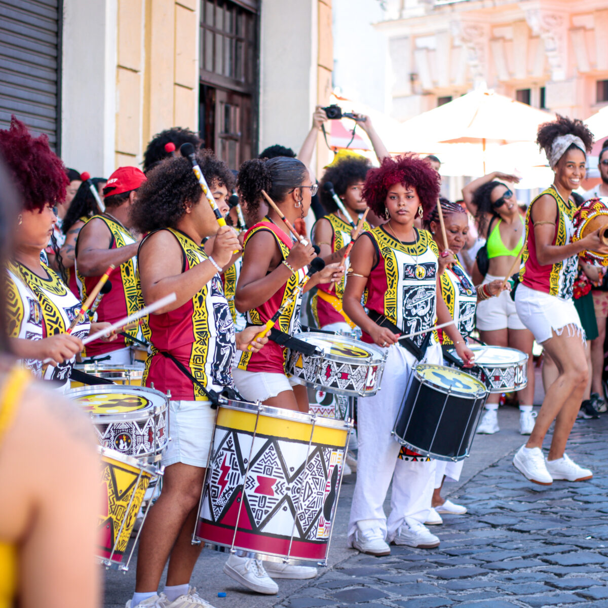 Afropretinhosidade: carnaval e ancestralidade como forma de luta e resistência